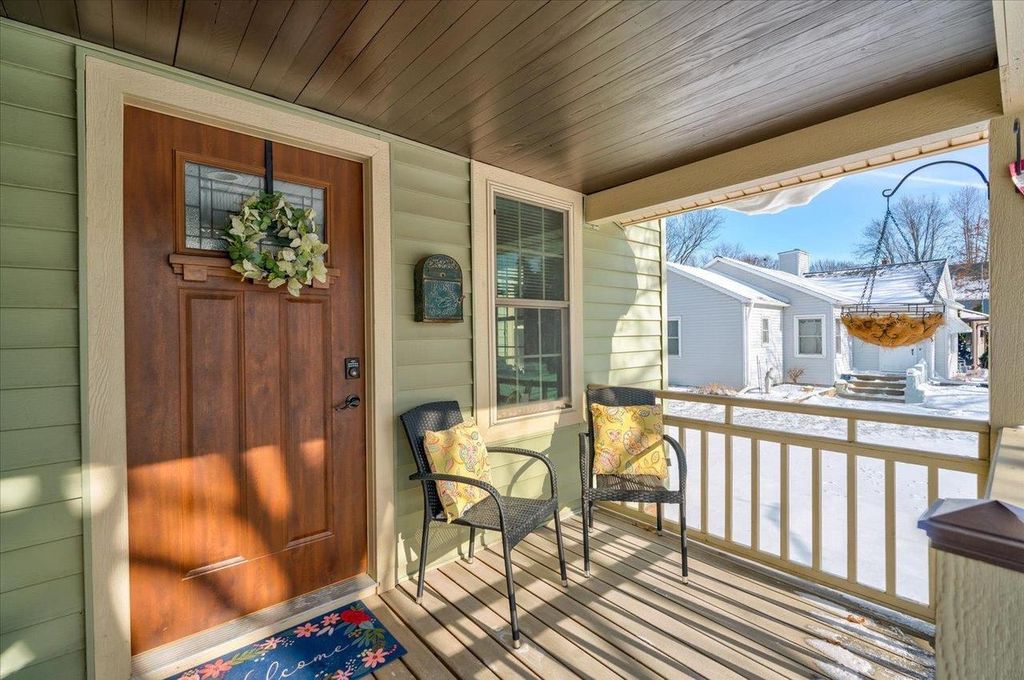 Photo of 307 W 3rd STREET, Waunakee, WI 53597 (MLS # 2015132)