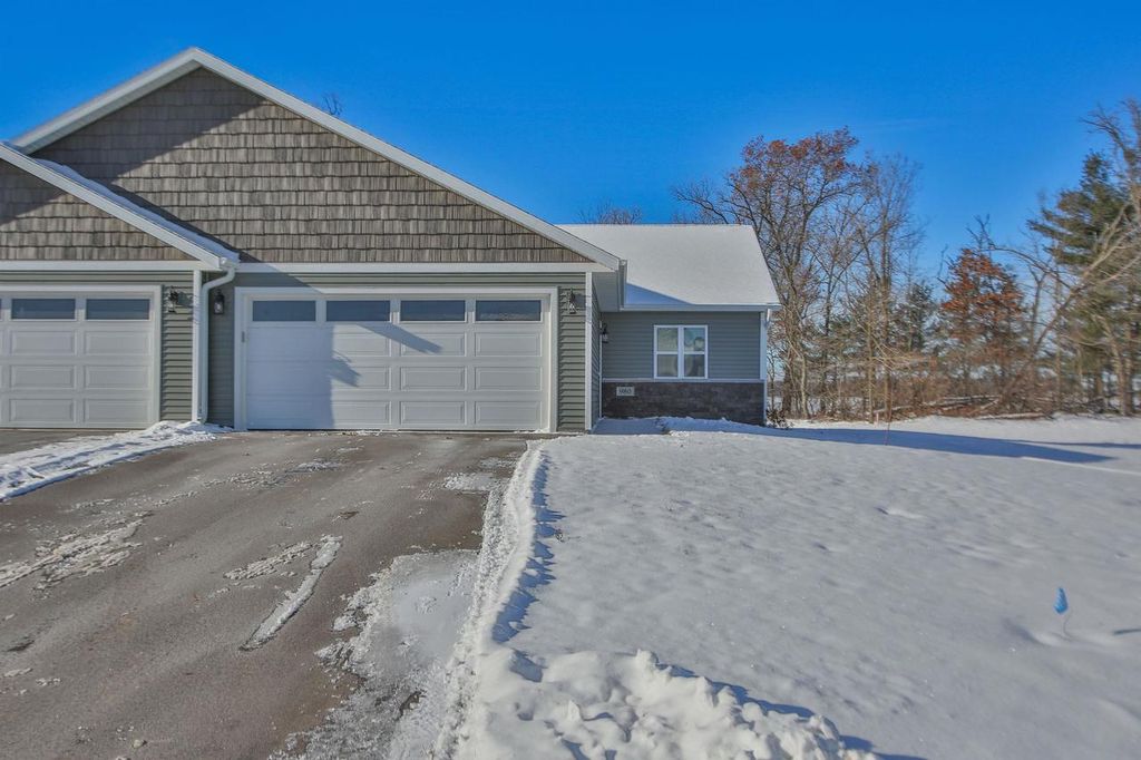 Photo of 980 Morning Star LANE #HA94, Plover, WI 54467 (MLS # 22600856)