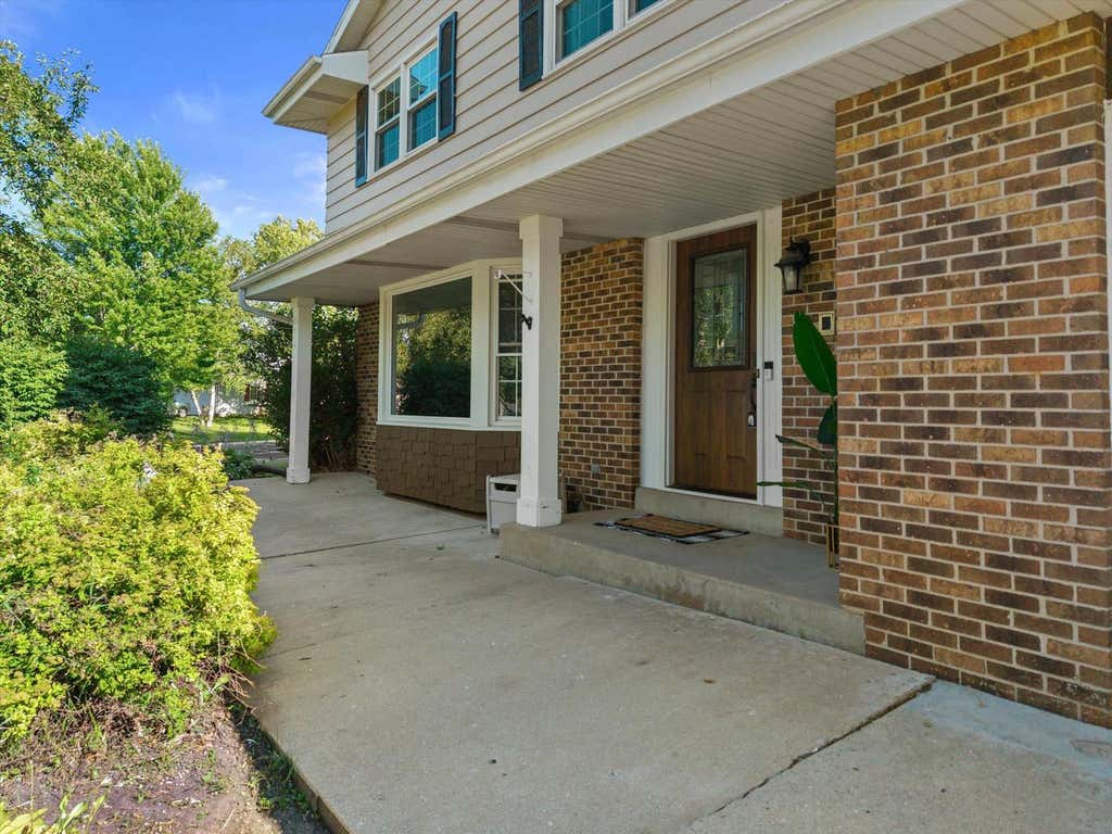 Photo of 501 11th AVENUE, Union Grove, WI 53182 (MLS # 1971872)