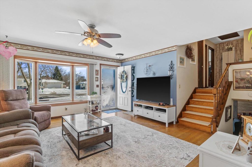 Photo of 7485 S Highfield COURT, Oak Creek, WI 53154 (MLS # 1949364)