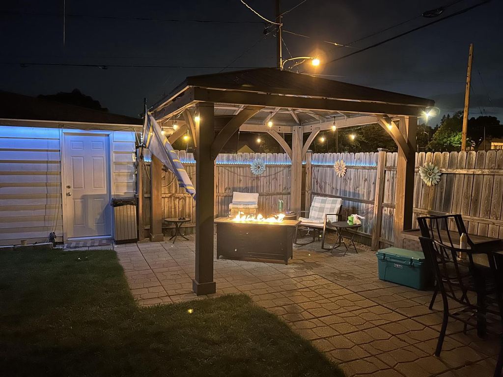 Photo of 1707 W Wilbur AVENUE, Milwaukee, WI 53221 (MLS # 1945165)