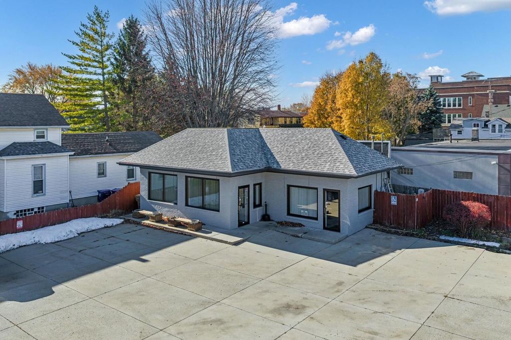 Photo of 4104 7th AVENUE, Kenosha, WI 53140 (MLS # 1943327)