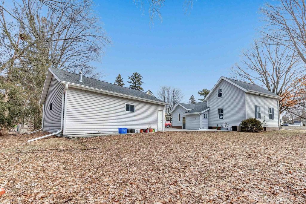 Photo of 814 3rd STREET, De Pere, WI 54115 (MLS # 50321492)