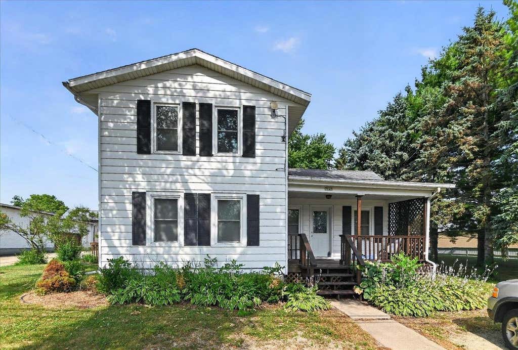 Photo of 7645 County Road N RD, Sun Prairie, WI 53590 (MLS # 2028918)