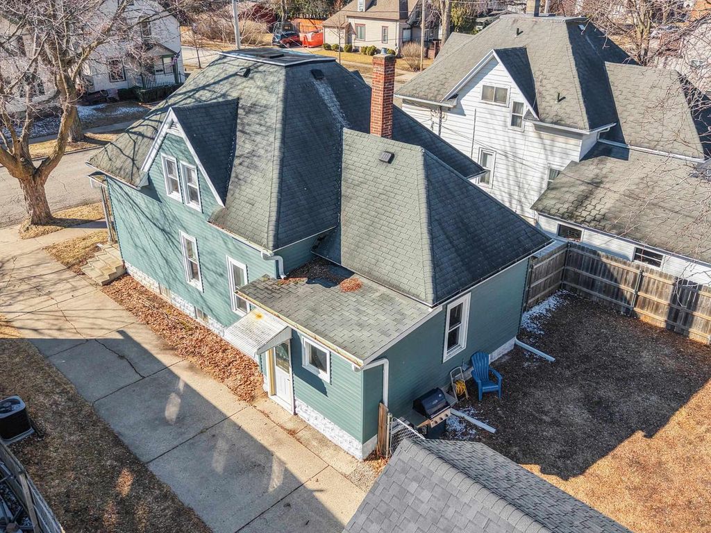 Photo of 730 W Oklahoma STREET, Appleton, WI 54914 (MLS # 50322320)