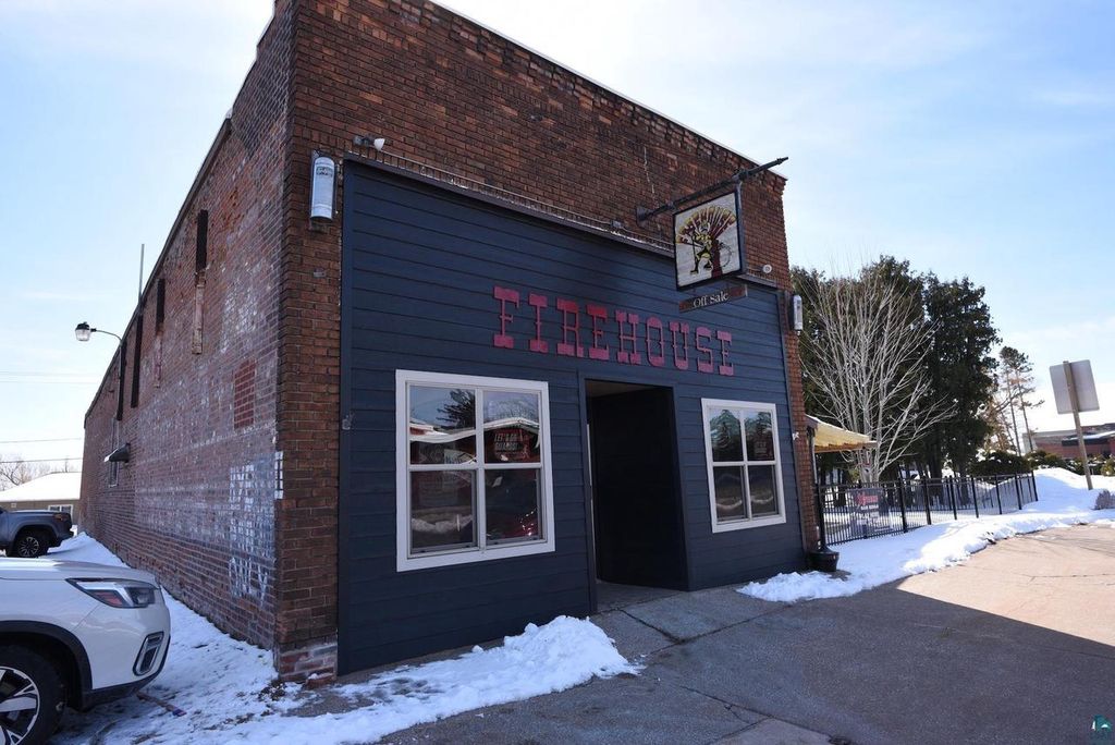 Photo of 10 W Bayfield STREET, Washburn, WI 54891 (MLS # 6124020)