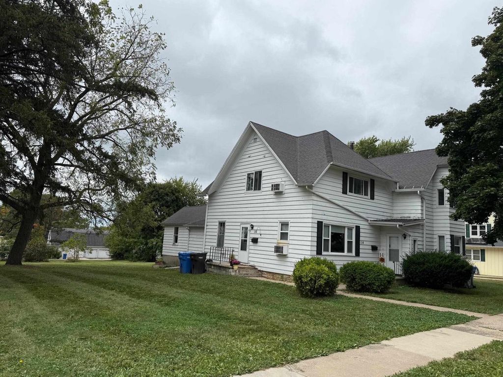 Photo of 114 N 2nd STREET, Mount Horeb, WI 53572 (MLS # 2009606)