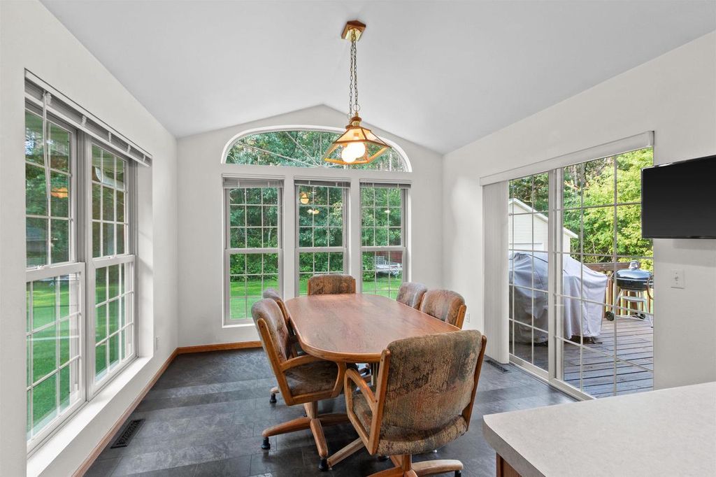 Photo of 6220 Pointe PLACE, Wisconsin Rapids, WI 54494 (MLS # 22603556)