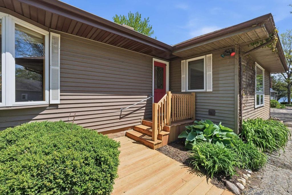 Photo of 2224 Hwy 51, Stoughton, WI 53589 (MLS # 2026664)
