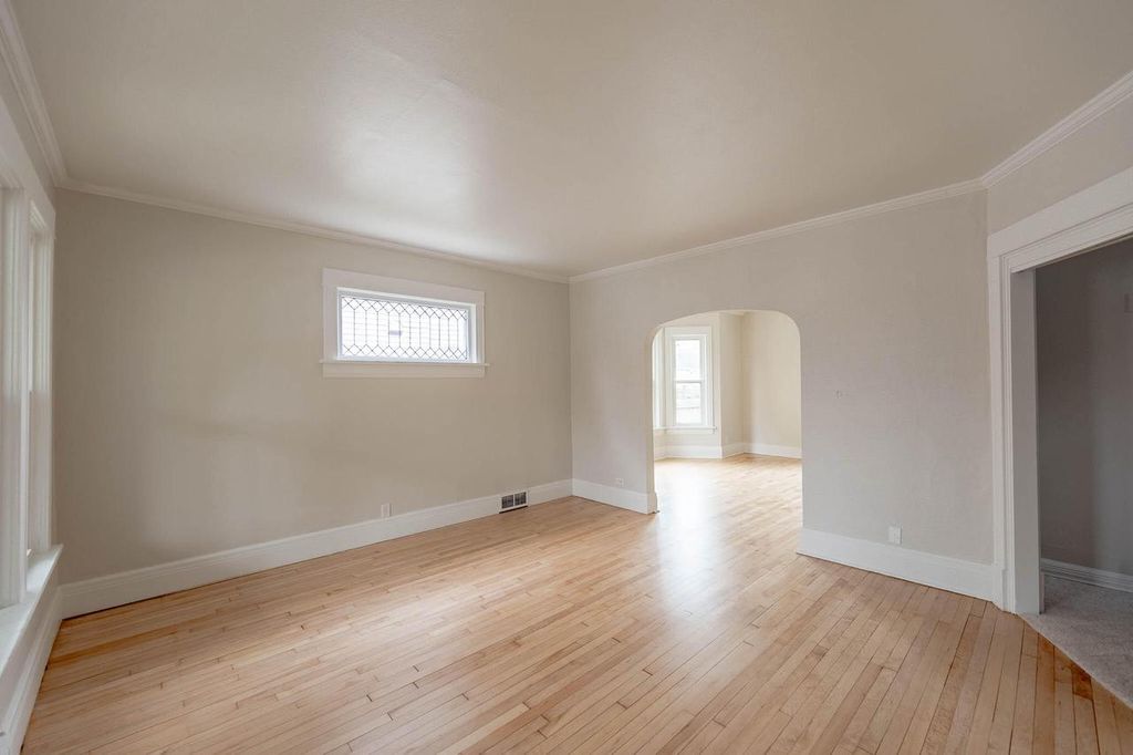 Photo of 540 Hayes AVENUE, Racine, WI 53405 (MLS # 1942366)