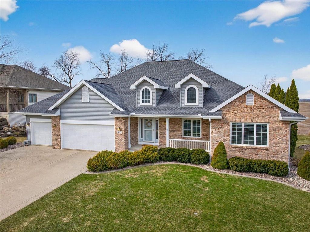 Photo of 485 Riviera STREET, Oregon, WI 53575 (MLS # 2019338)