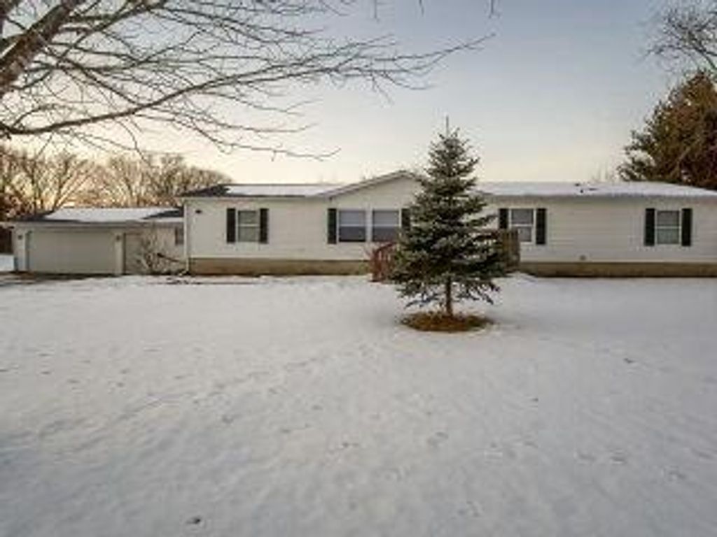 Photo of 11250 27th AVENUE, Chippewa Falls, WI 54729 (MLS # 1597760)
