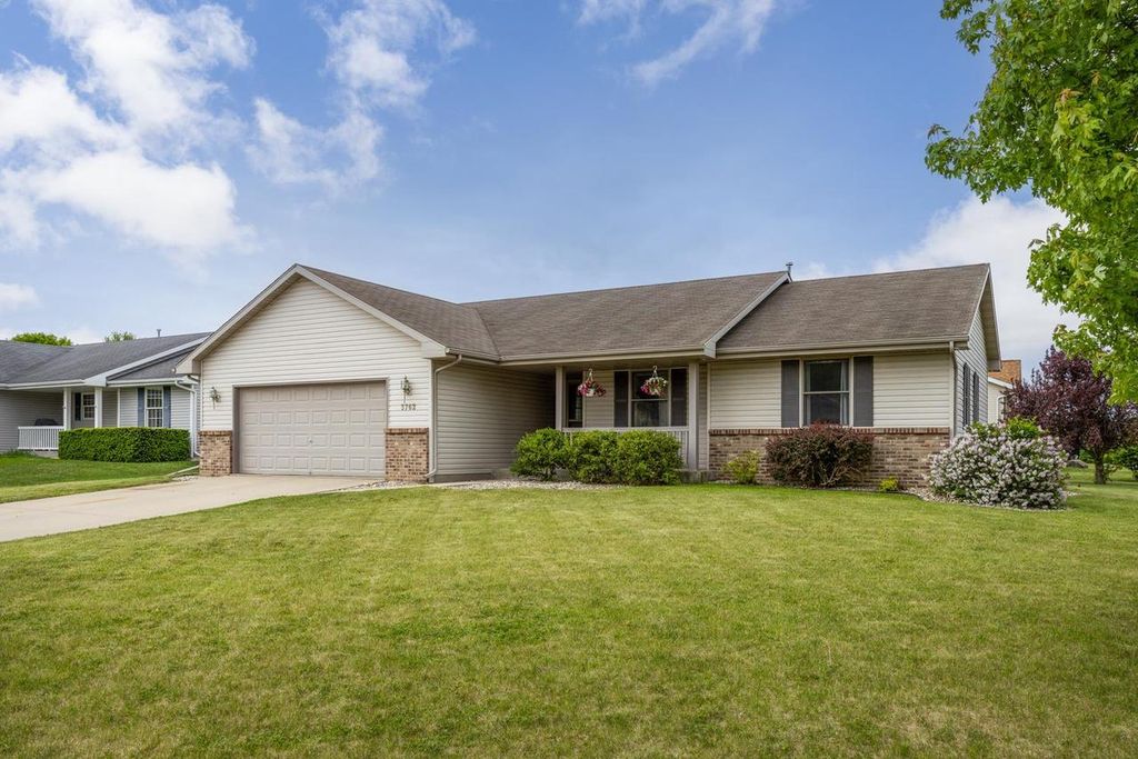 Photo of 3762 Canvasback DRIVE, Janesville, WI 53546 (MLS # 2024120)