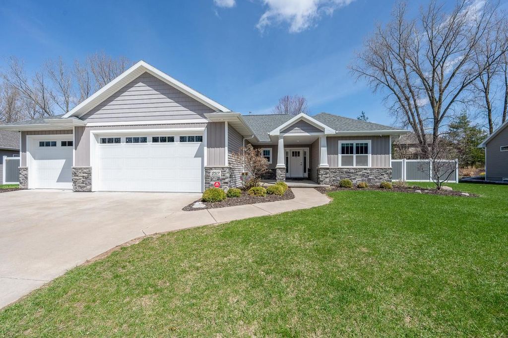 Photo of 2517 Remington ROAD, Green Bay, WI 54302 (MLS # 50324215)