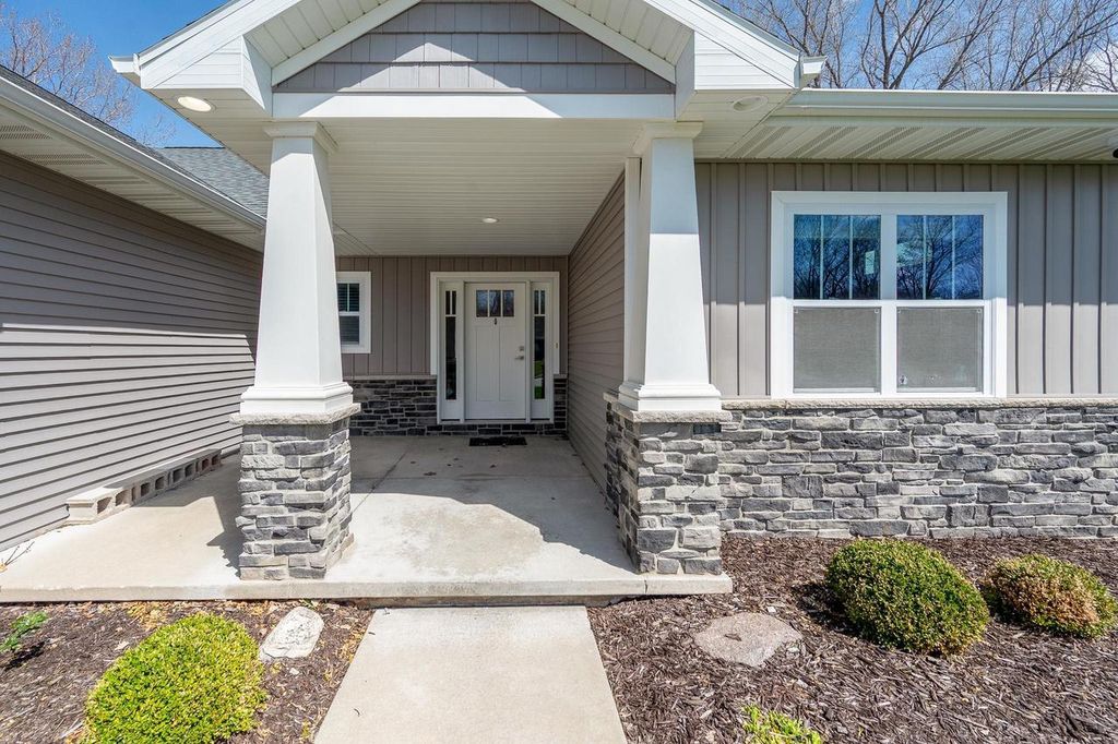 Photo of 2517 Remington ROAD, Green Bay, WI 54302 (MLS # 50324215)