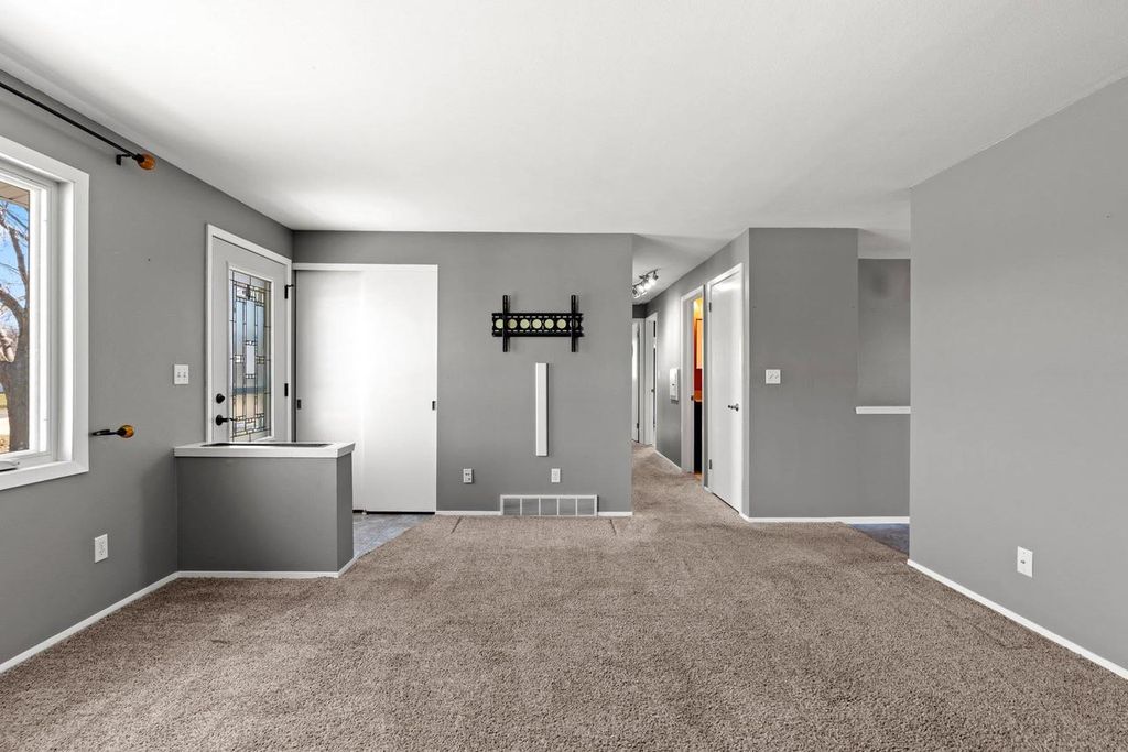 Photo of 1146 Redwood LANE, Menasha, WI 54952 (MLS # 50323276)