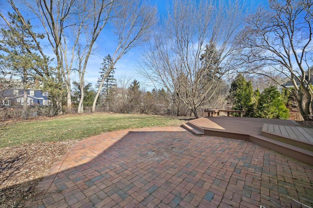 Photo of 2650 W Sunnydale LANE, Mequon, WI 53092 (MLS # 1950586)