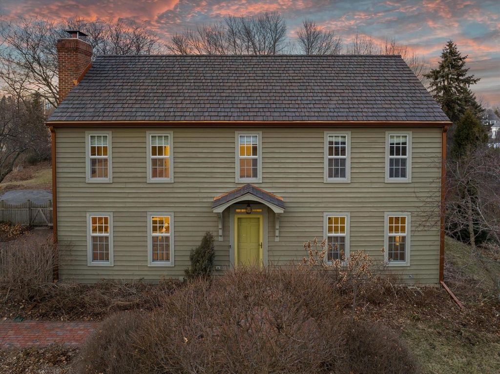 Photo of 2650 W Sunnydale LANE, Mequon, WI 53092 (MLS # 1950586)