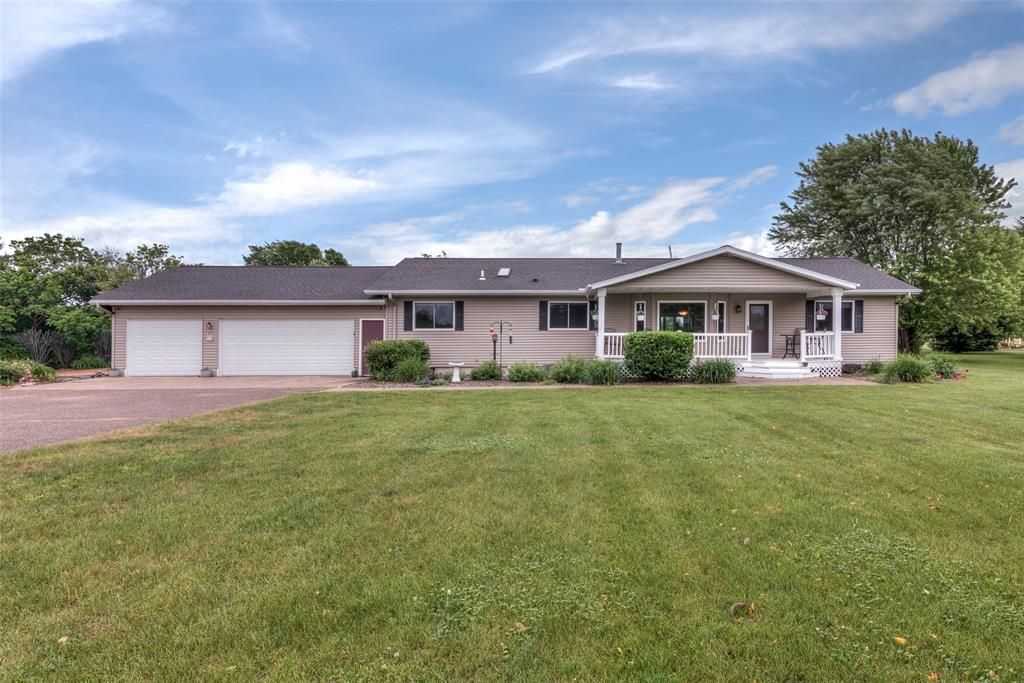 Photo of 13903 132nd STREET, Chippewa Falls, WI 54729 (MLS # 1602166)