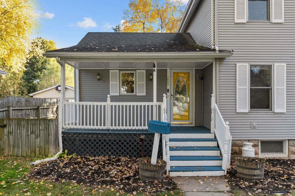 Photo of 1600 N Superior STREET, Appleton, WI 54911 (MLS # 50317531)