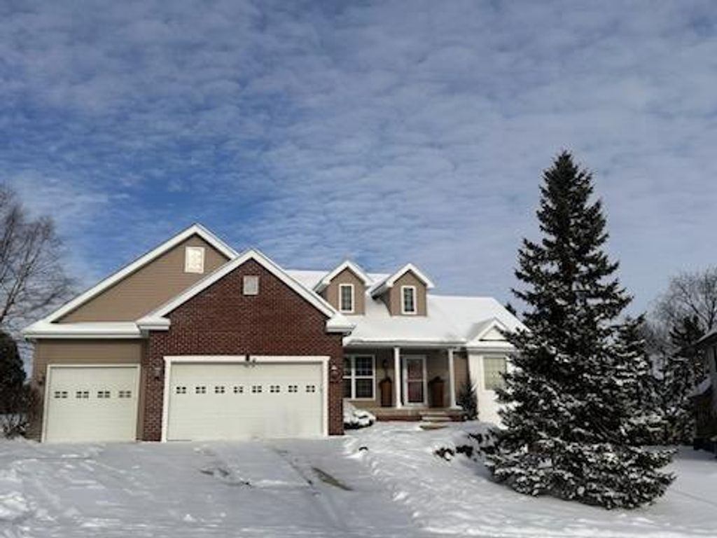 Photo of 726 Greystone LANE, Middleton, WI 53562 (MLS # 2015877)