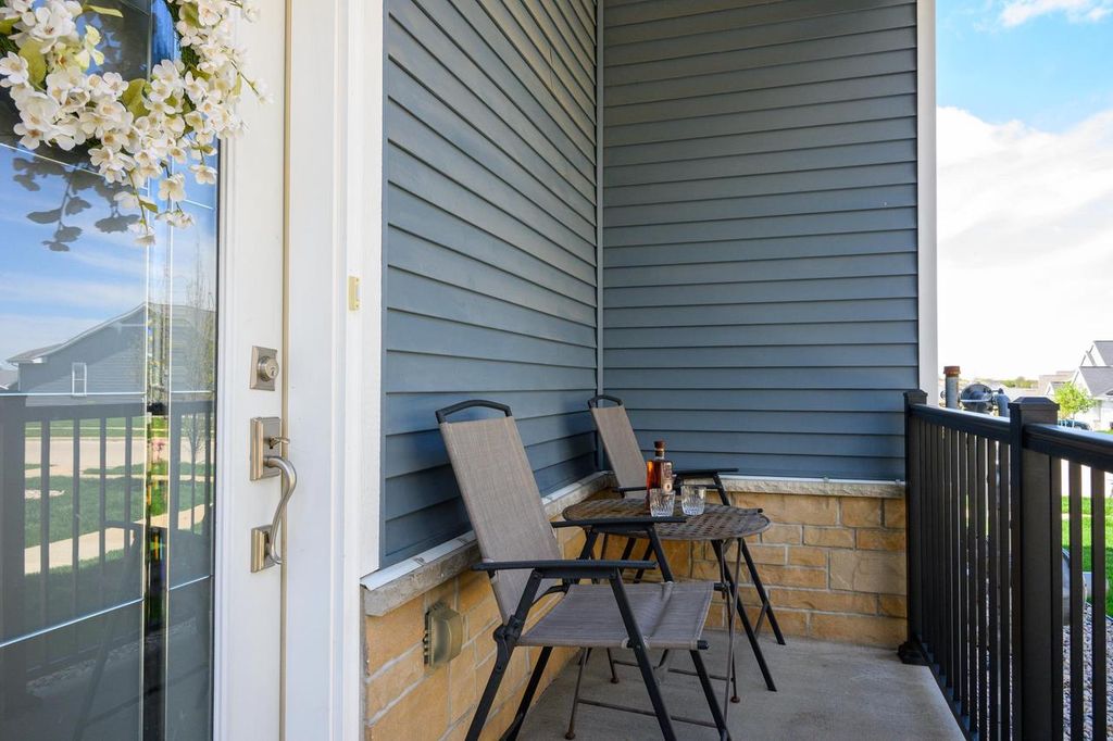 Photo of 1325 Bunker Hill DRIVE #2102, Sun Prairie, WI 53590 (MLS # 2022587)