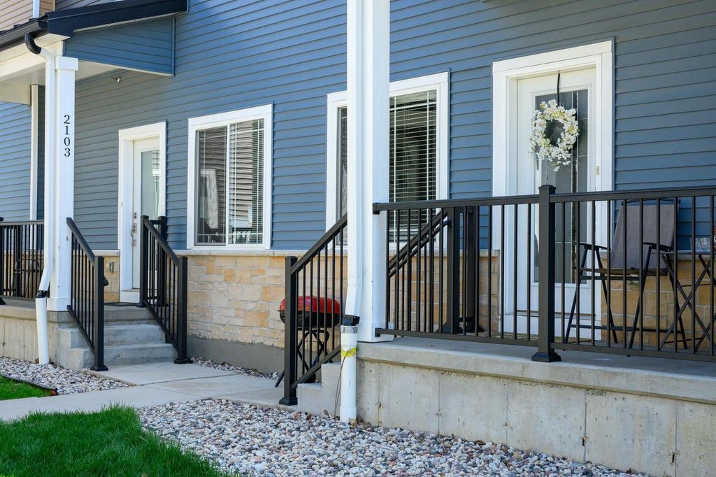 Photo of 1325 Bunker Hill DRIVE #2102, Sun Prairie, WI 53590 (MLS # 2022587)