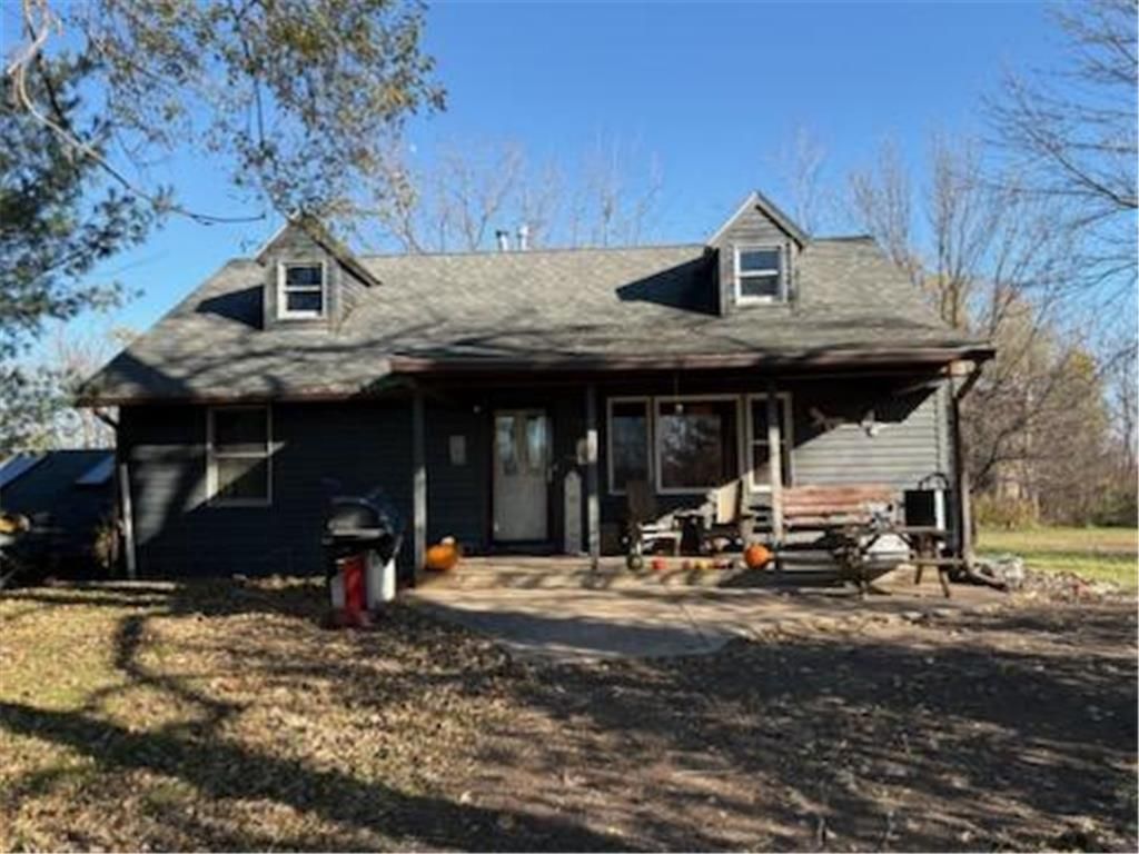 Photo of 1081 245th St, Woodville, WI 54028 (MLS # 6815891)