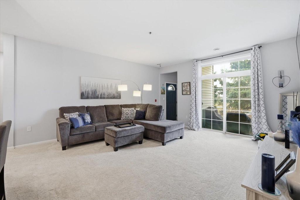 Photo of 3360 E College AVENUE #5, Cudahy, WI 53110 (MLS # 1955333)