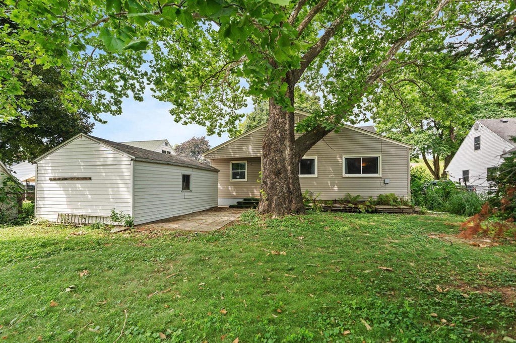 Photo of 813 Powers AVENUE, Madison, WI 53714 (MLS # 2029732)