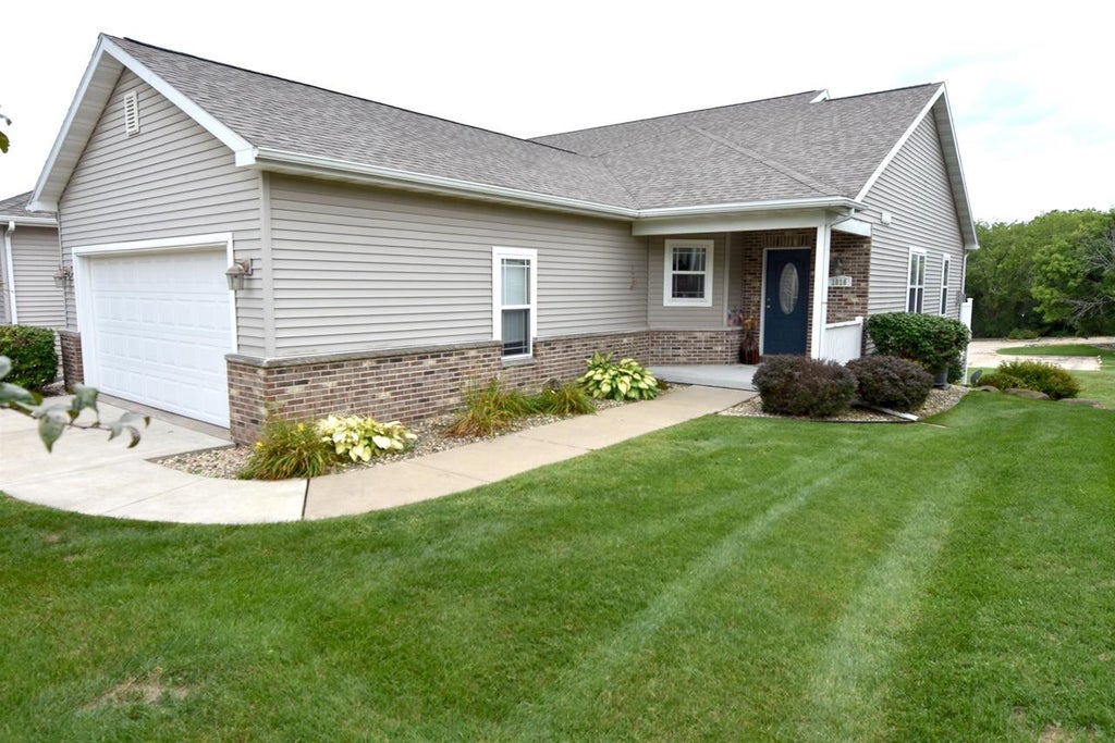 Photo of 1816 Dondee ROAD, Madison, WI 53716 (MLS # 2031880)