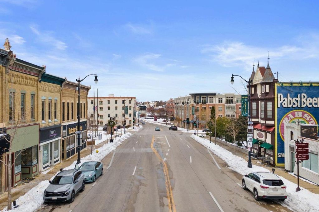 Photo of 228 Main STREET, Racine, WI 53403 (MLS # 1944416)