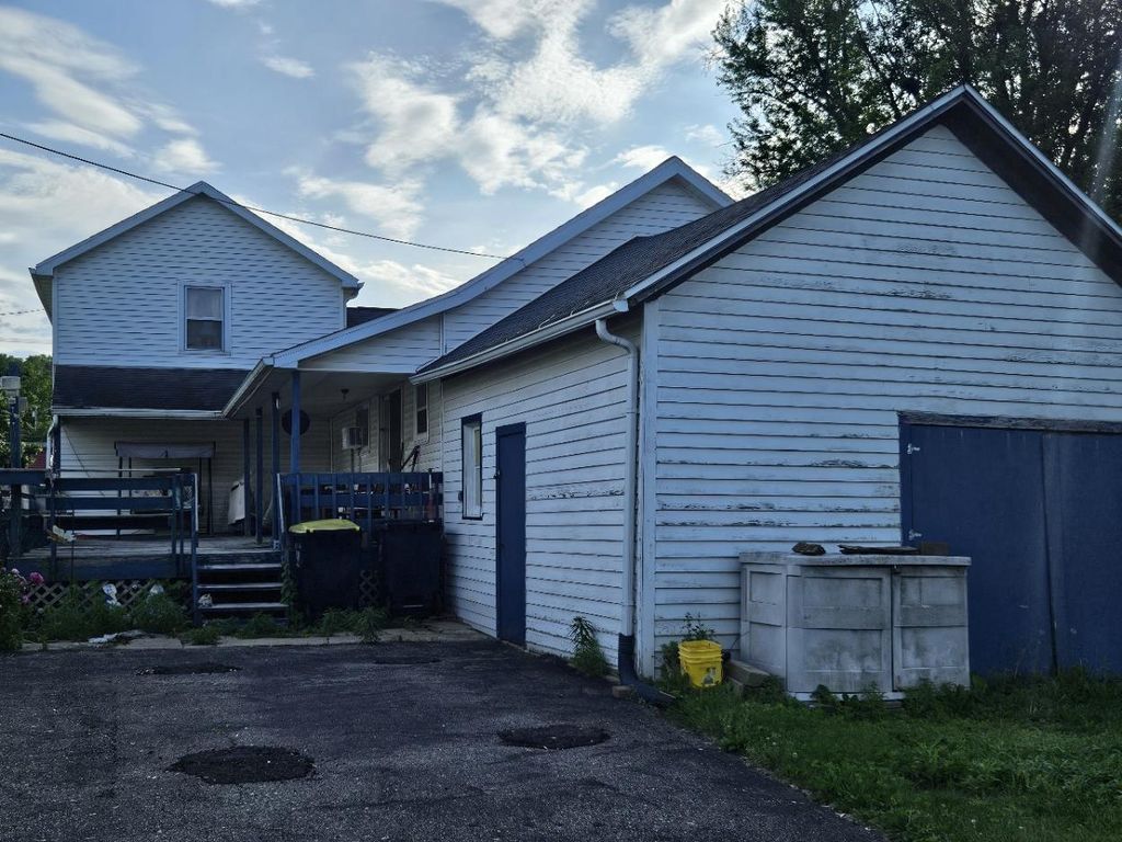 Photo of 206 2nd STREET, Elroy, WI 53929 (MLS # 2017336)