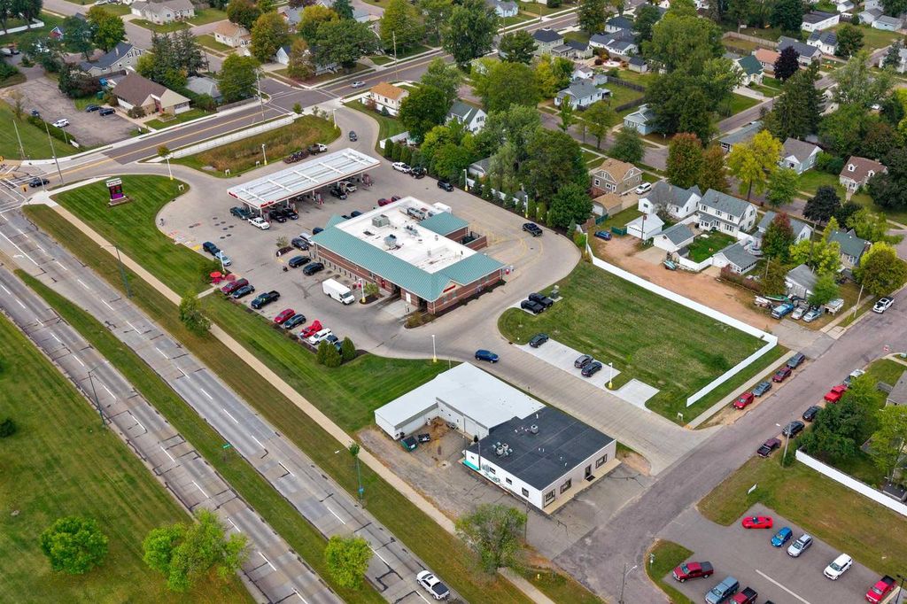 Photo of 1138 6th Street South St, Wisconsin Rapids, WI 54494 (MLS # 22504879)