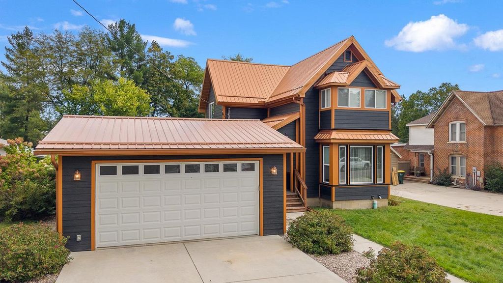 Photo of 532 Laurel STREET, Reedsburg, WI 53959 (MLS # 2009389)