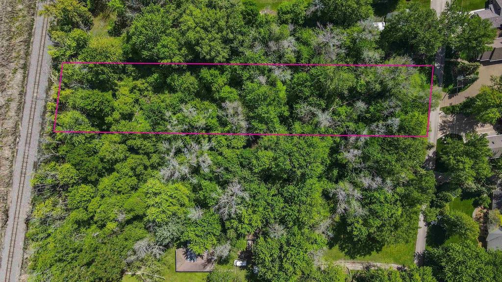 Photo of Firelane 6, Menasha, WI 54952 (MLS # 50324624)