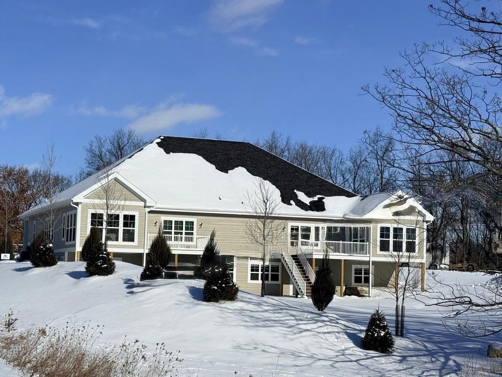 Photo of Unit 8 Deer Hollow COURT, Deforest, WI 53532 (MLS # 2018803)