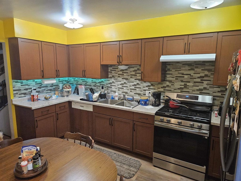 Photo of W7254 S Oak Ridge COURT, Poynette, WI 53955 (MLS # 2031872)