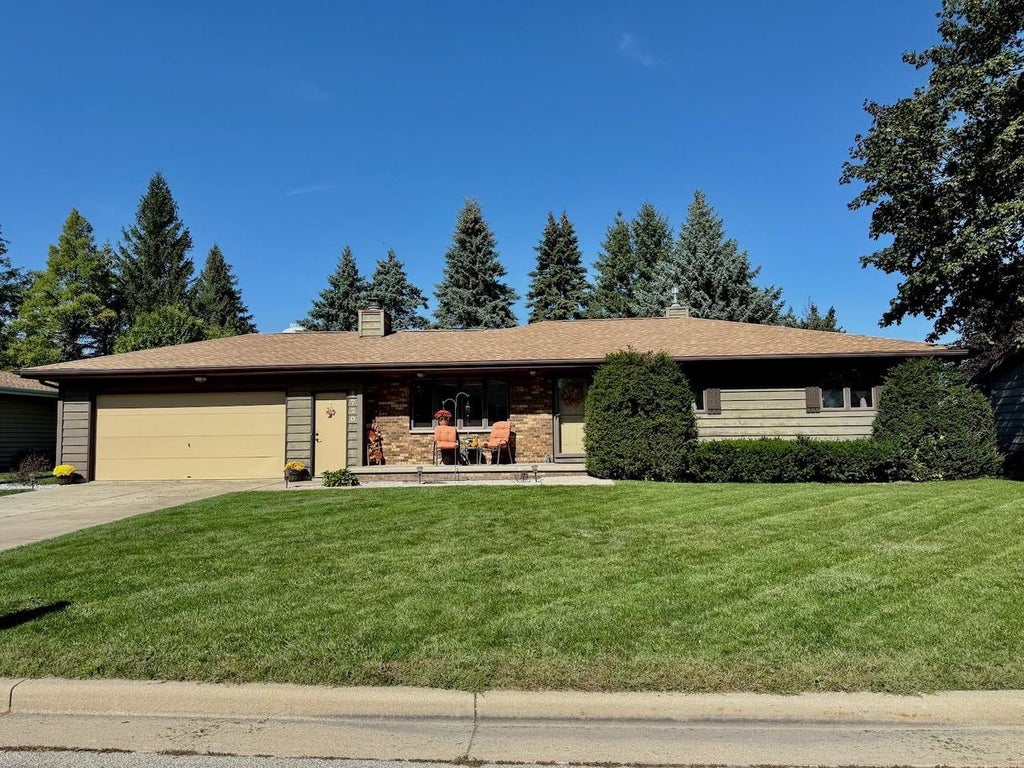 Photo of 4720 W Sunflower ROAD, WI 54914 (MLS # 50333442)
