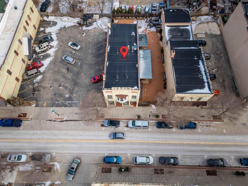 Photo of 544 N Main STREET, Oshkosh, WI 54901 (MLS # 50320340)