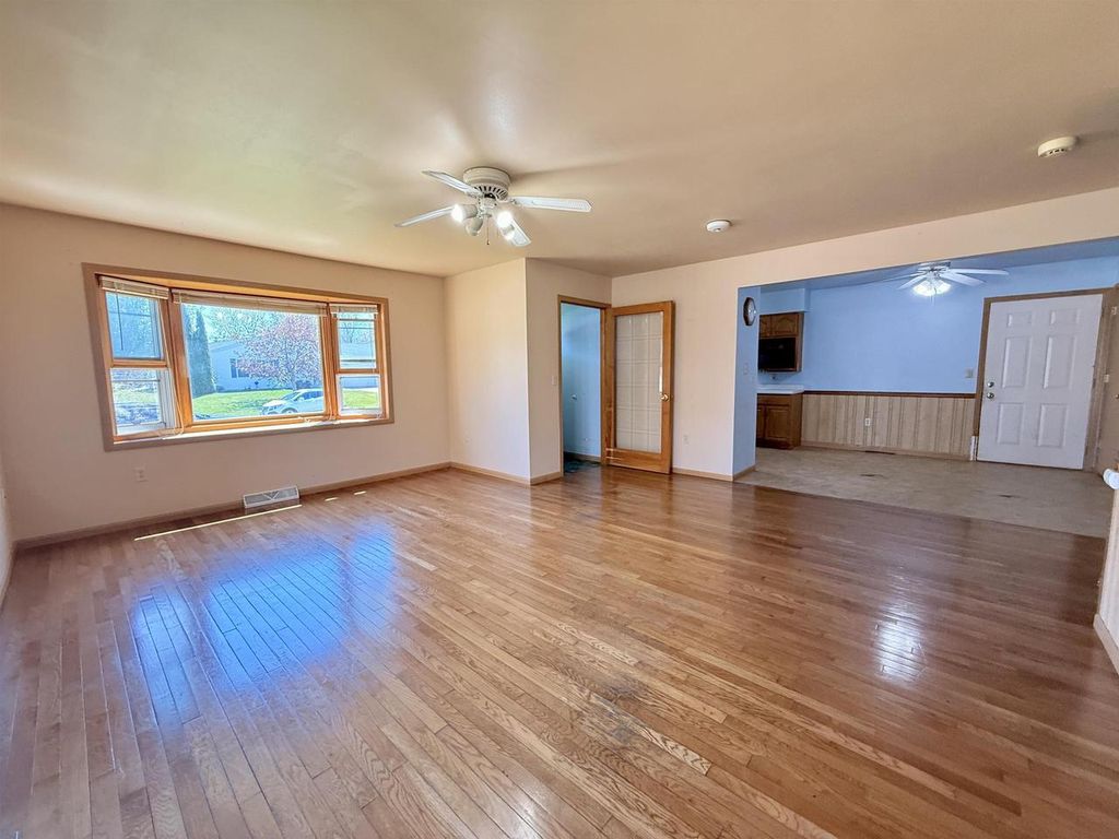 Photo of 1530 Falcon WAY, Sheboygan Falls, WI 53085 (MLS # 50325629)