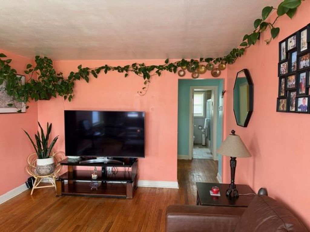 Photo of 1310 Bismarck STREET, Green Bay, WI 54302 (MLS # 50323964)