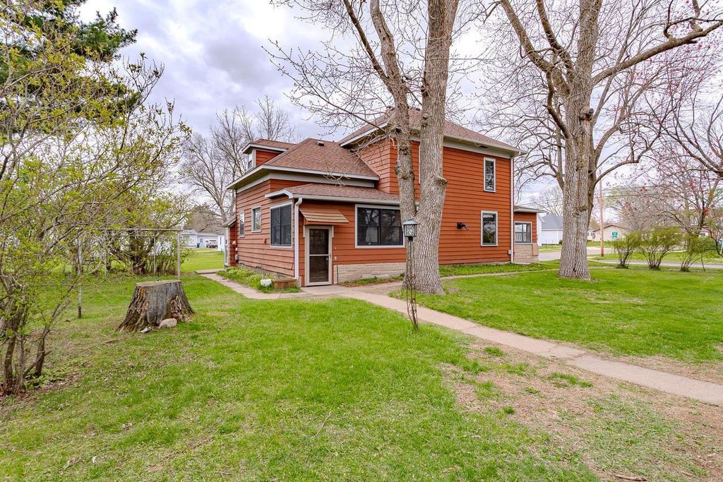 Photo of 1403 Water STREET, Merrill, WI 54452 (MLS # 22601917)