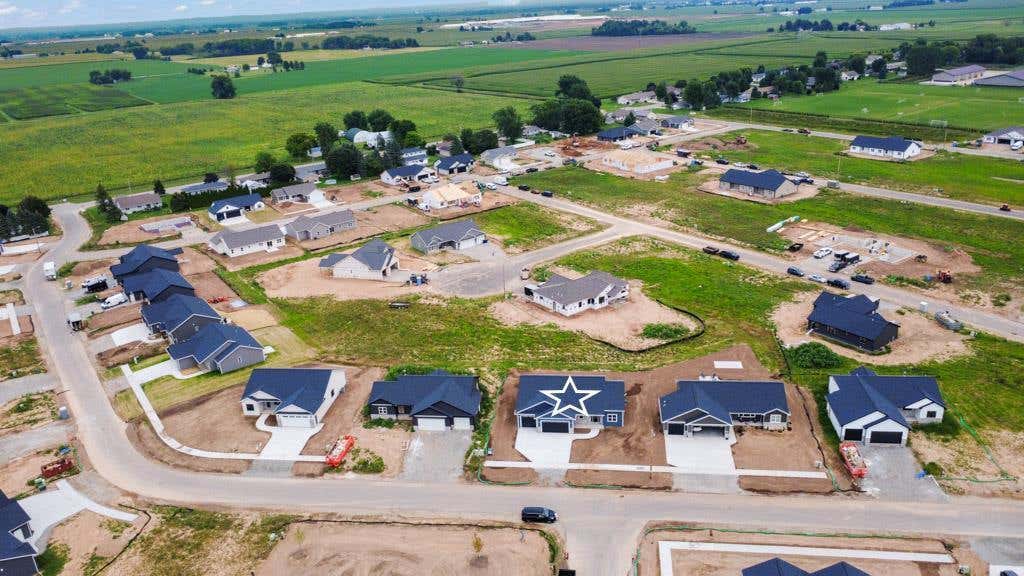 Photo of N3954 Wettering WAY, Kaukauna, WI 54130 (MLS # 50331028)