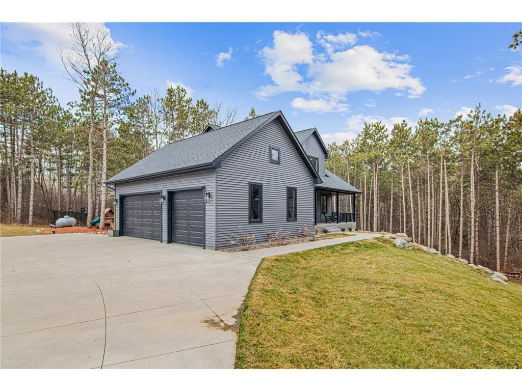 Photo of N8723 1207th STREET, River Falls, WI 54022 (MLS # 7028133)