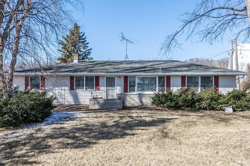 Photo of N5201 Lower ROAD, Shiocton, WI 54170 (MLS # 50322372)