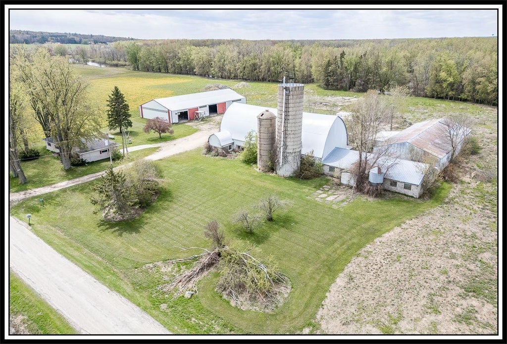 Photo of N5201 Lower ROAD, Shiocton, WI 54170 (MLS # 50322372)