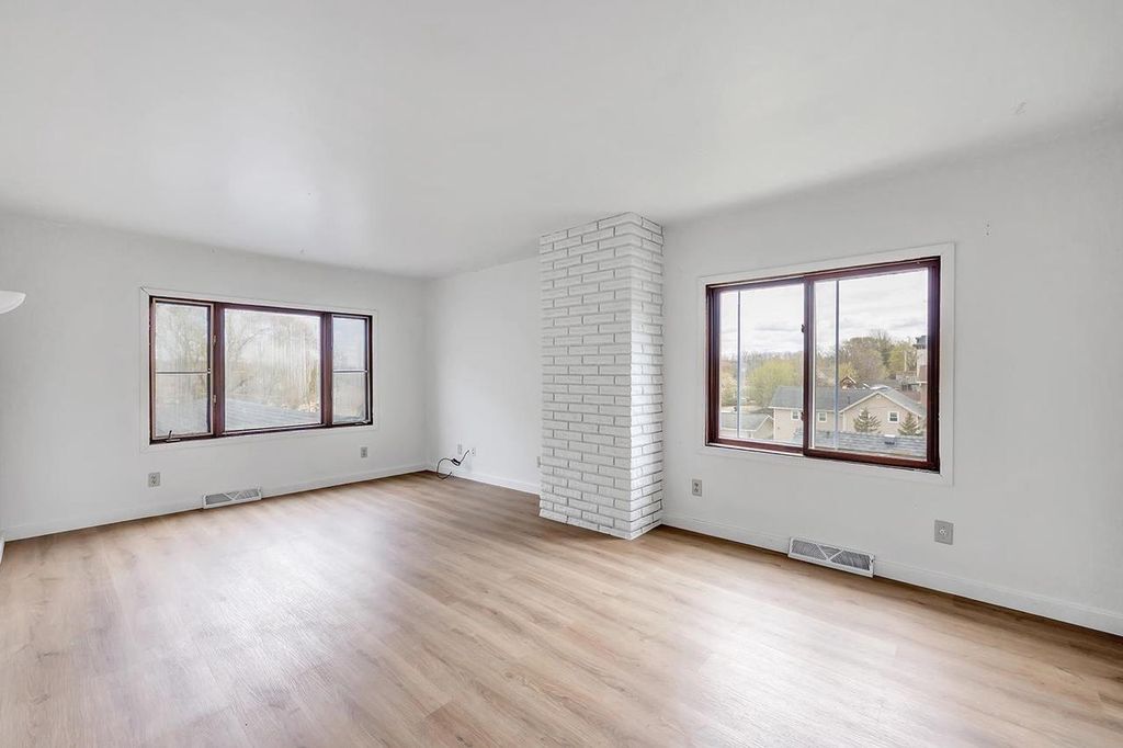 Photo of 206 W 4th STREET, Kaukauna, WI 54130 (MLS # 50324914)