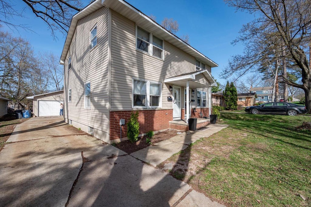 Photo of 154 Bryan STREET, Green Bay, WI 54301 (MLS # 50324216)