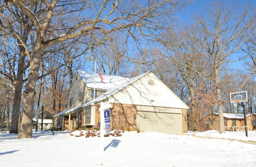 Photo of 421 Polaris COURT, Green Bay, WI 54302 (MLS # 50318339)